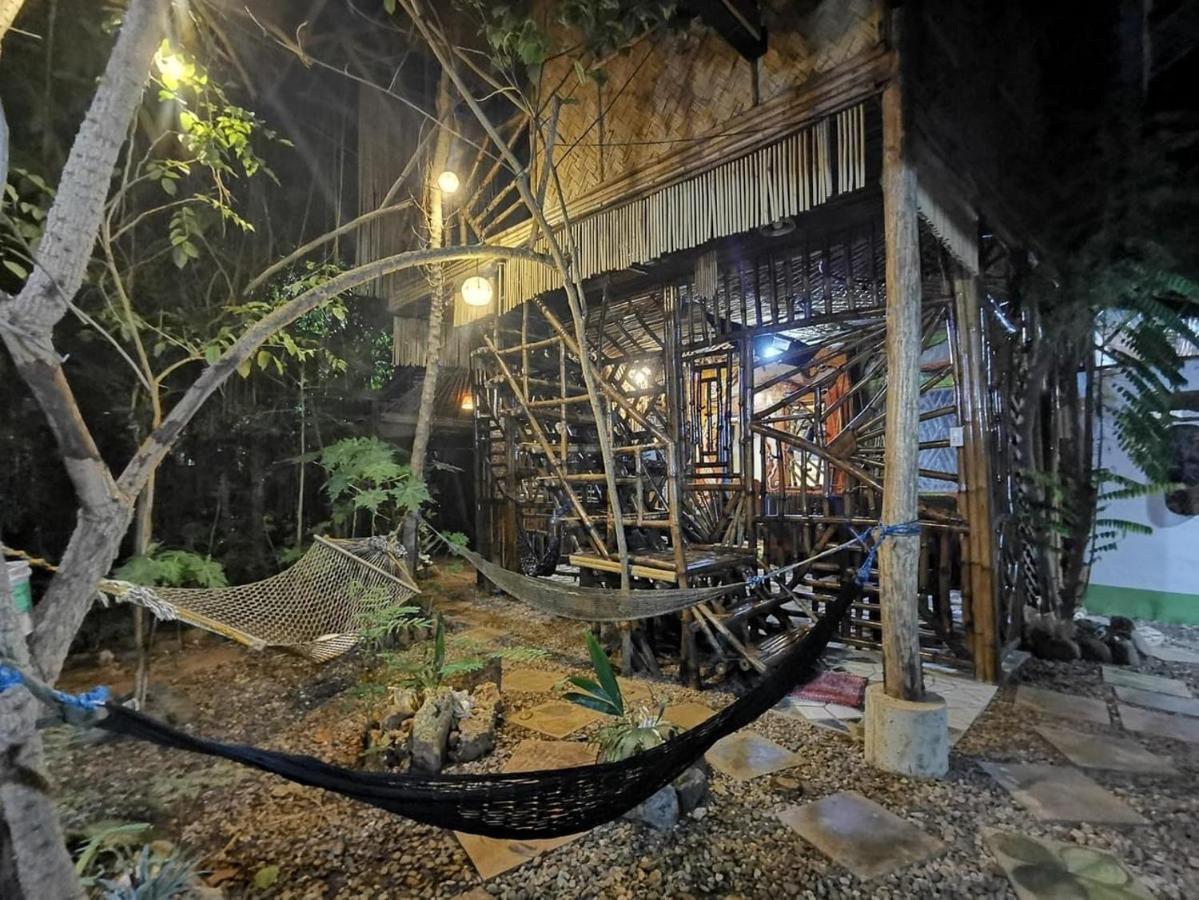 Bamboo Nest Otel Puerto Princesa Dış mekan fotoğraf